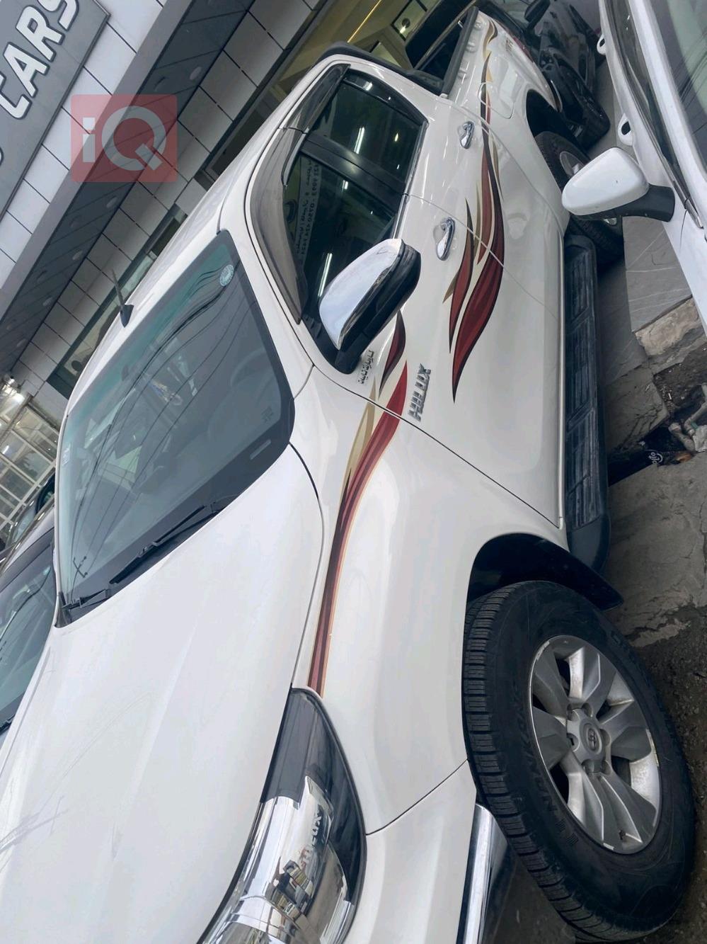 تويوتا هايلوكس